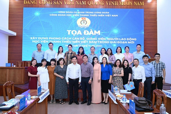 Công đoàn Học viện Thanh thiếu niên Việt Nam tổ chức tọa đàm: “Xây dựng phong cách cán bộ, giảng viên, người lao động Học viện Thanh thiếu niên Việt Nam trong giai đoạn mới”